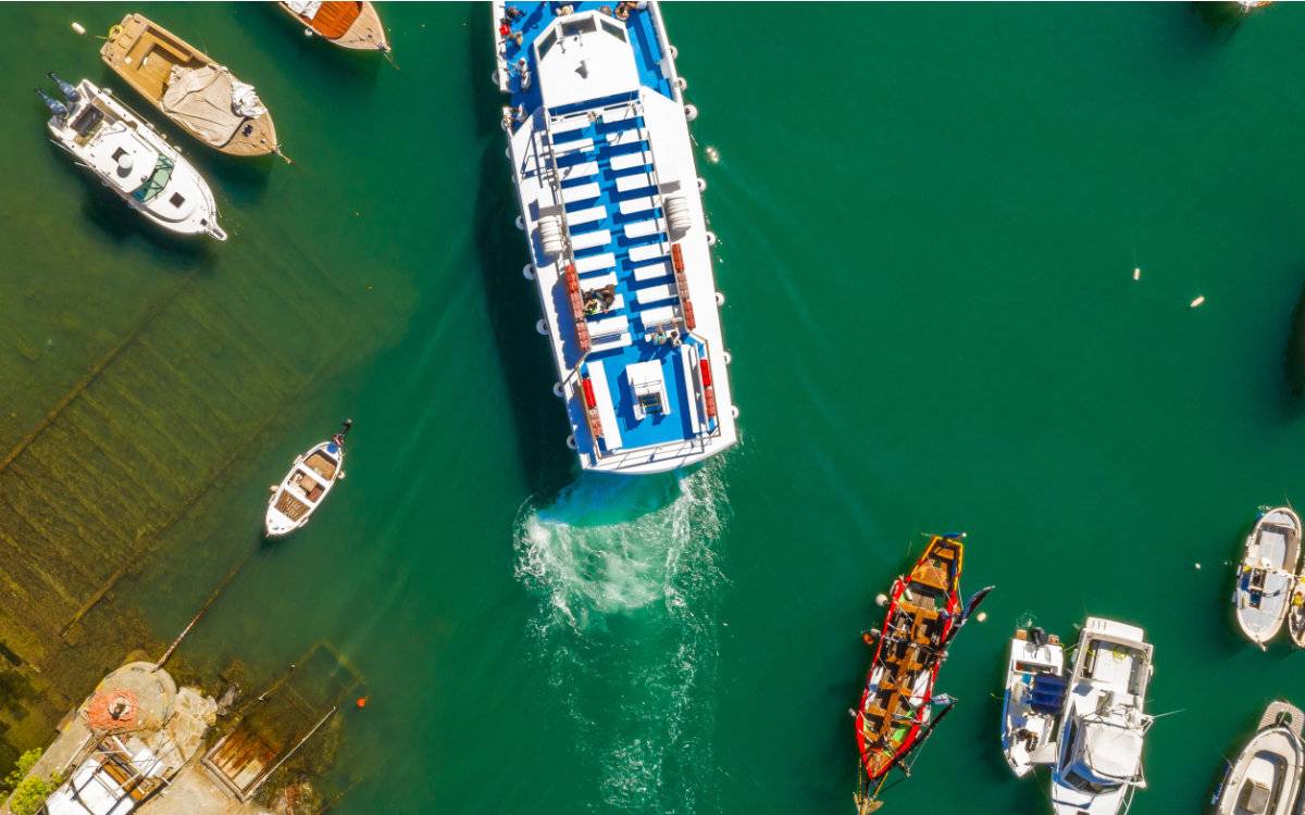 Polis, Uzaktan Bir Feribotu Kontrol Edebilen Kötü Amaçlı Yazılım İle Suçlanan İki Casusu Tutukladı